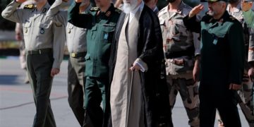 آن سردارسپه را با این سرداران سپاه چه نسبتی ست؟